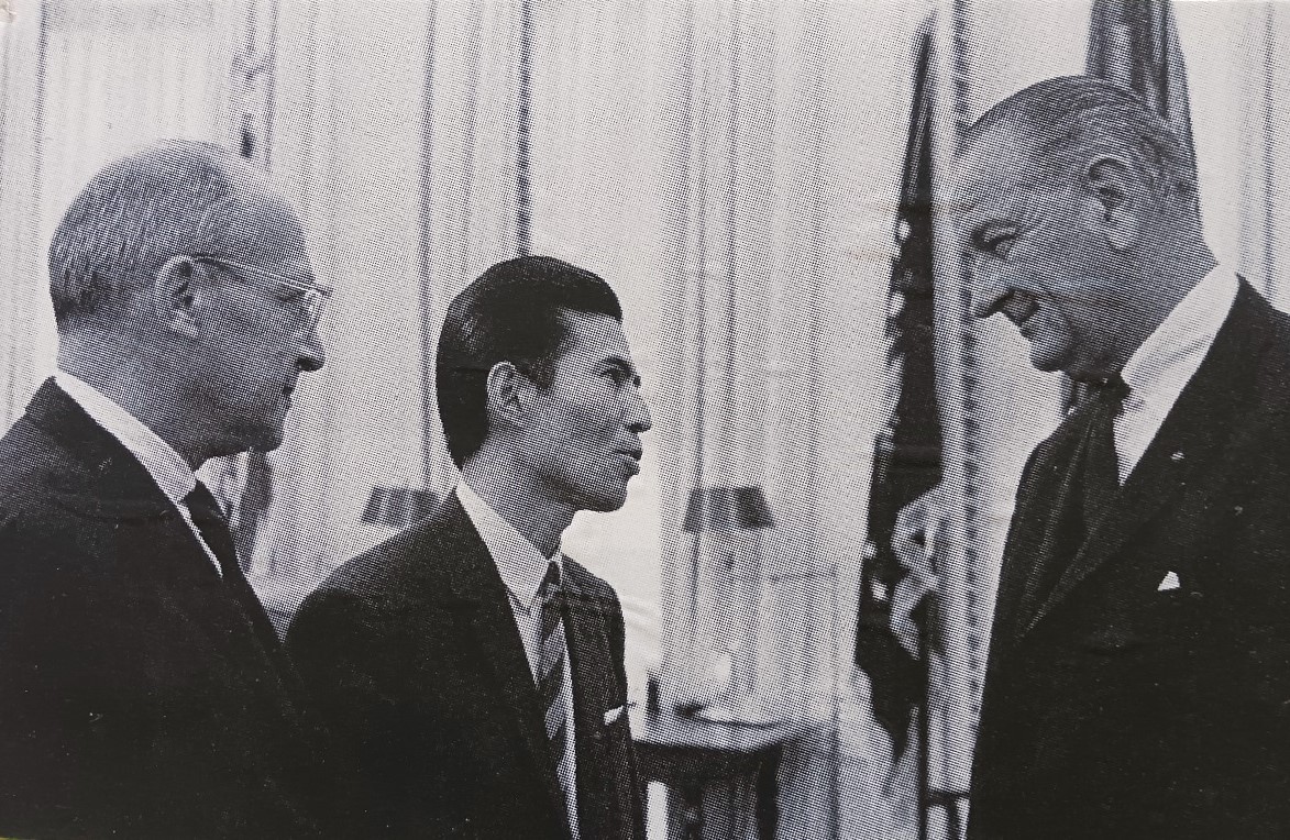 外交裏舞台の人びと 鈴木 美勝（ジャーナリスト） - インテリジェンス・ニッポン